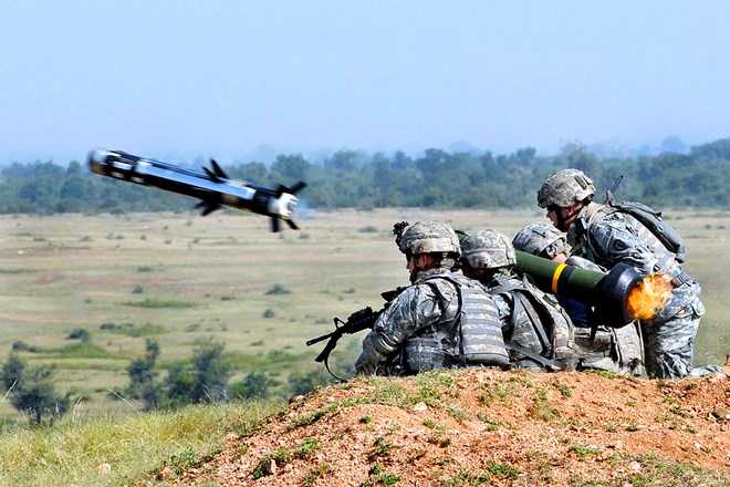 Tên lửa này cũng có thể sử dụng trên các máy bay trực thăng ở các kiểu tên lửa tấn công trực tiếp.